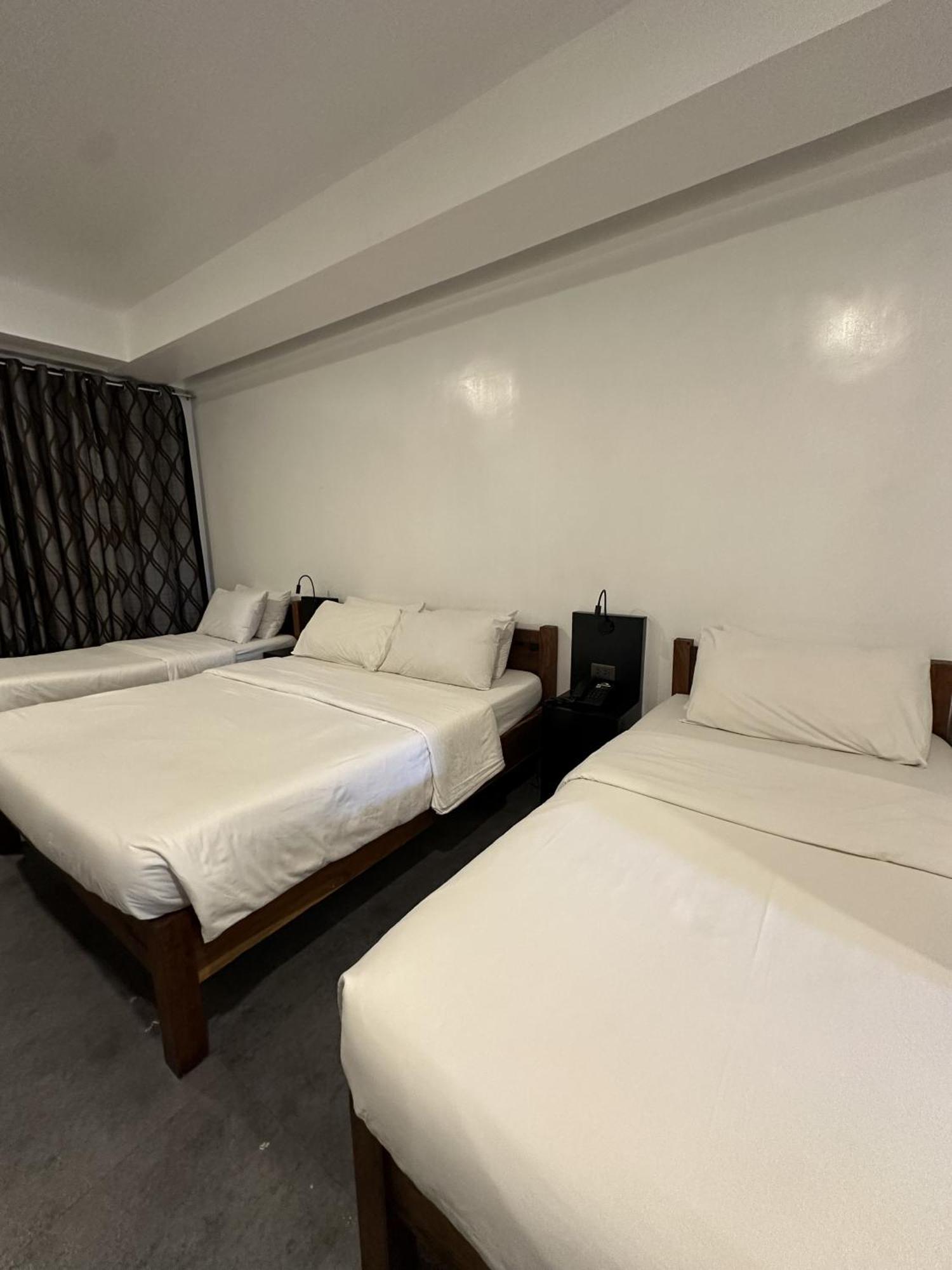 Fernando'S Hotel Sorsogon Kültér fotó